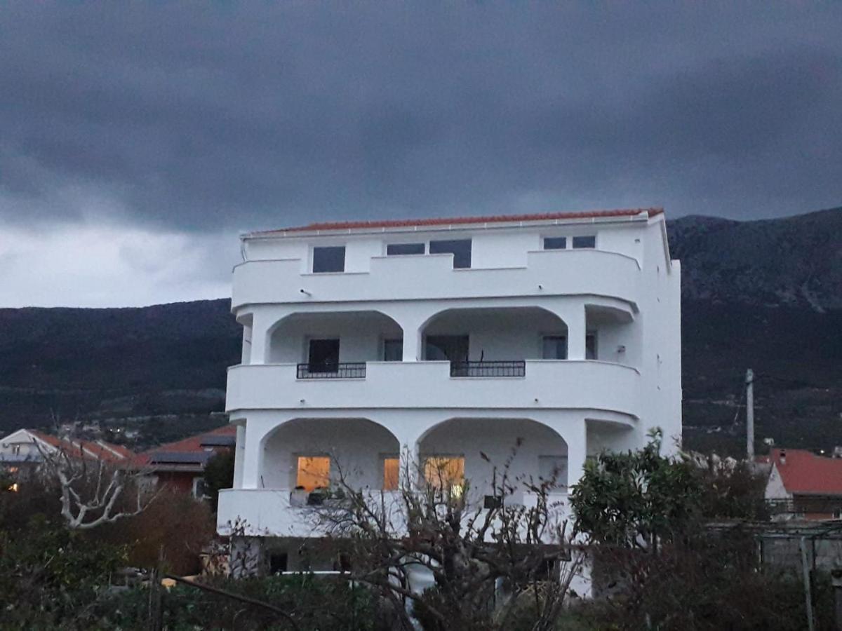 Apartments Toma Kaštela Zewnętrze zdjęcie