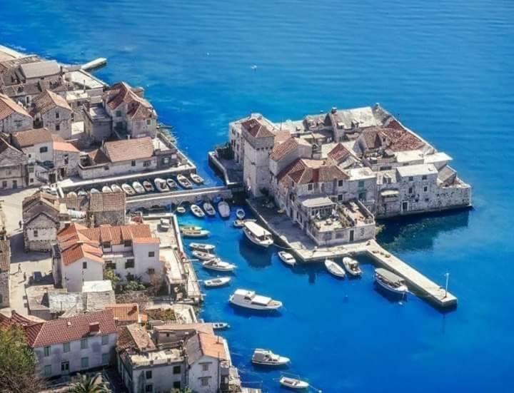 Apartments Toma Kaštela Zewnętrze zdjęcie