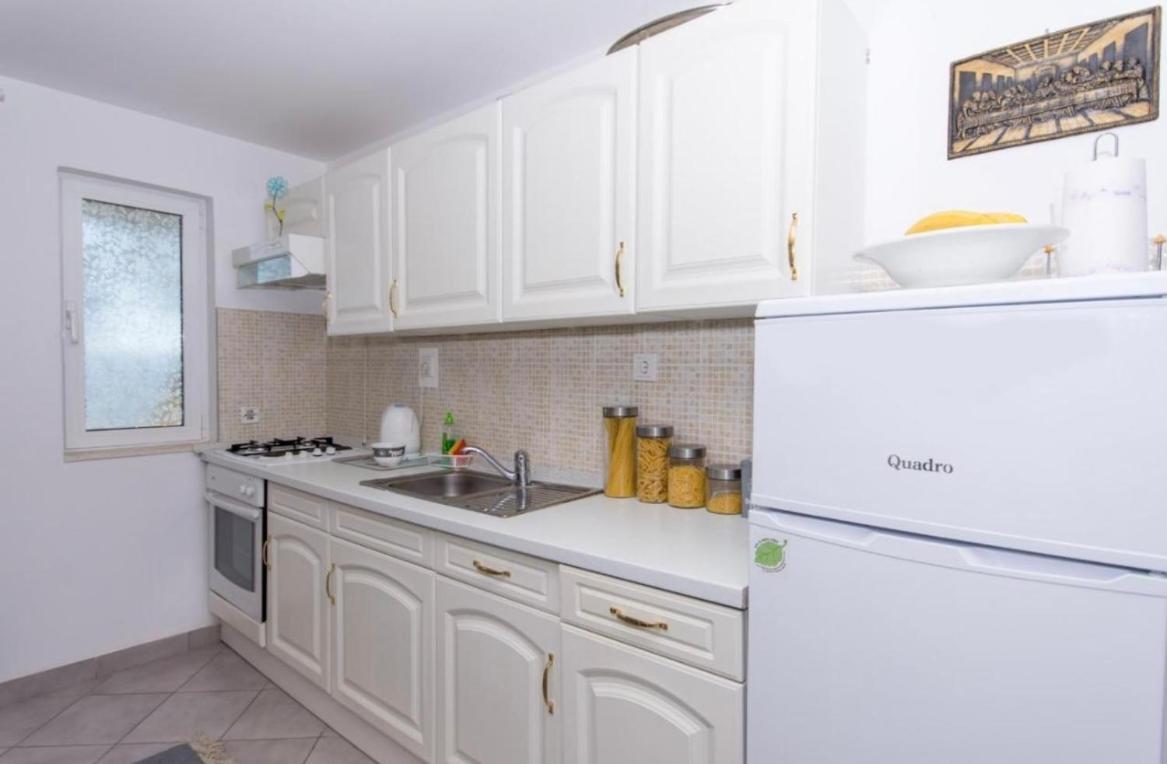 Apartments Toma Kaštela Zewnętrze zdjęcie