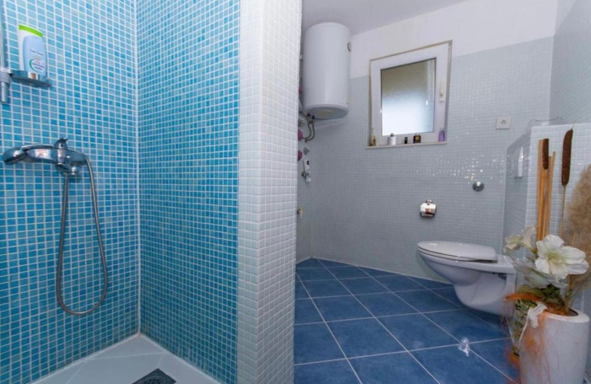 Apartments Toma Kaštela Zewnętrze zdjęcie